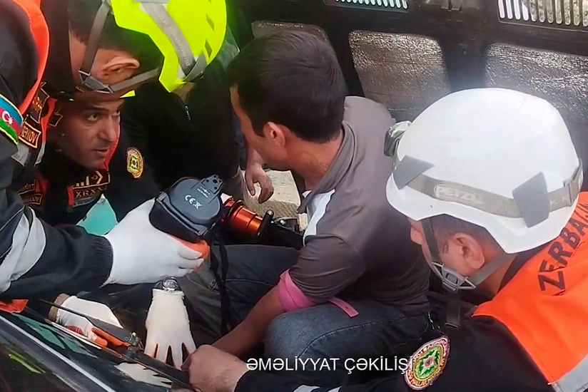 FHN: Əli mühərrikə sıxılıb qalan şəxs xilas edilib