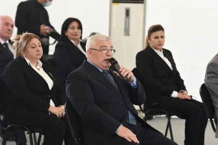 Azerbaijani president meets with public representatives of Khojavand district 