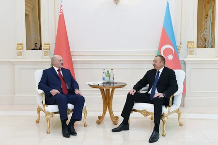Azərbaycan və Belarus prezidentləri arasında təkbətək görüş olub - ƏLAVƏ OLUNUB
