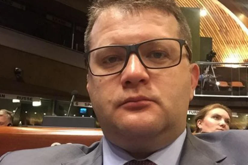 Ukraynalı siyasətçi: Erməni deputatlar məni konyakla satın almaq istəyirdilər ki, Qarabağı Azərbaycanın hesab etməyim