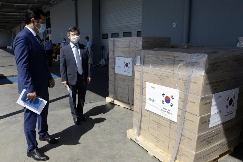 Koreyadan Azərbaycana 350 min qoruyucu maska gətirildi