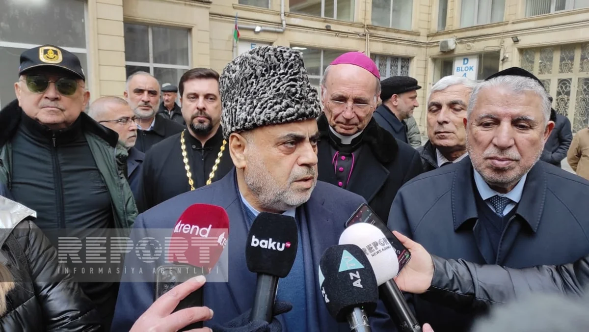 Allahşükür Paşazadə: “İranda 40 milyona yaxın azərbaycanlı fars rejiminin əlində əsirdir”