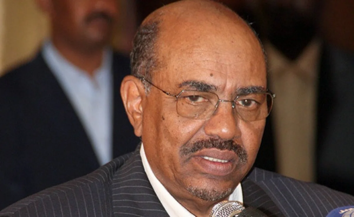 Sudanın sabiq prezidenti korrupsiya ittihamı ilə 2 illik həbs olunub