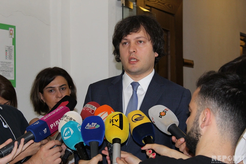 Gürcüstan parlamentinin sədri Azərbaycanda müzakirə edəcəyi məsələləri açıqlayıb