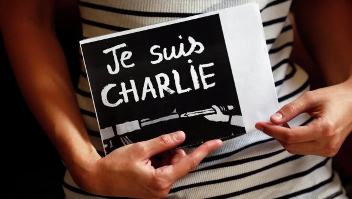 Французские СМИ собрали 500 тыс. евро для газеты Charlie Hebdo