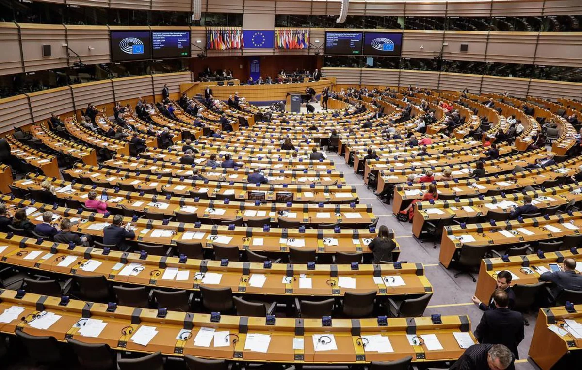 Европарламент одобрил соглашение о выходе Великобритании из состава Евросоюза