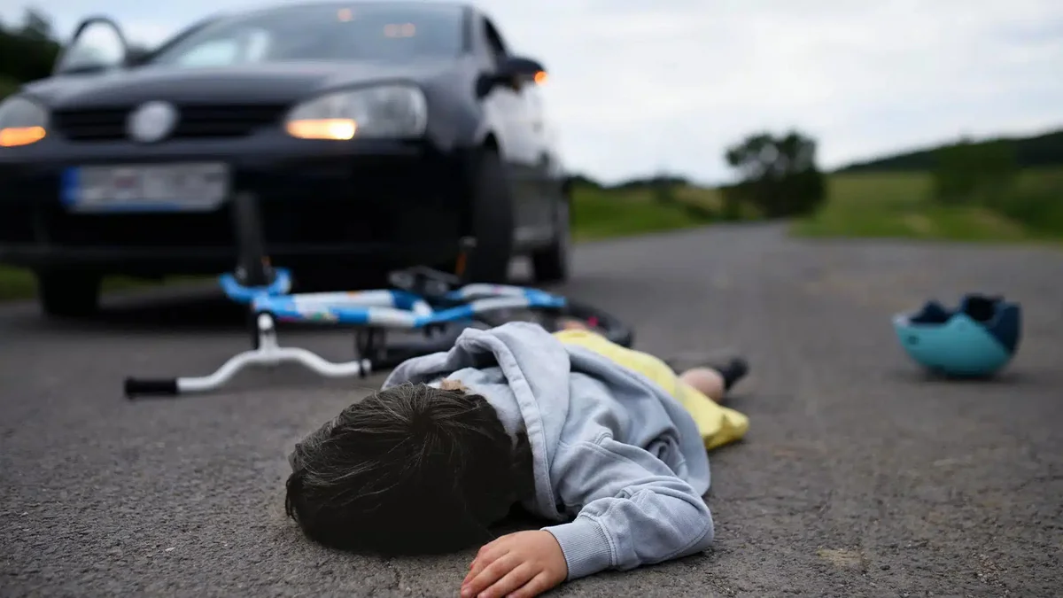 Ağdaşda 5 yaşlı uşağı avtomobil vuraraq öldürüb