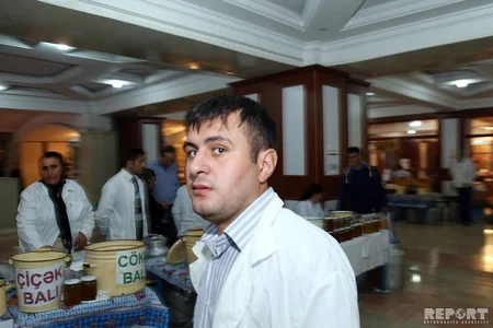 Bakıda ənənəvi bal yarmarkası keçirilir