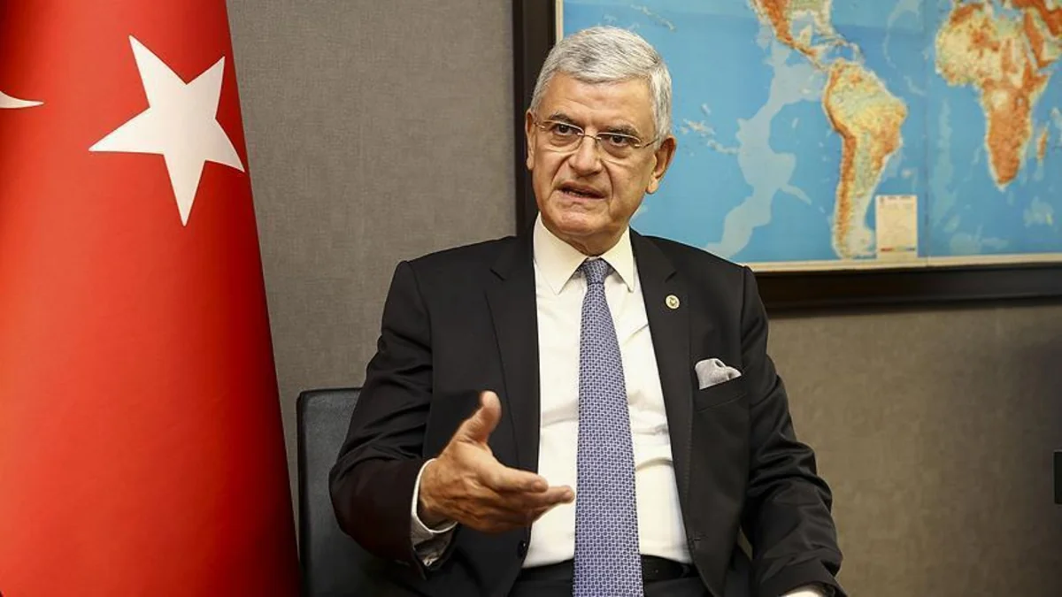 Azərbaycan XİN Türkiyə səfirini təbrik etdi