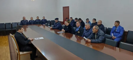 Глава МВД Нахчывана  выслушал обращения граждан