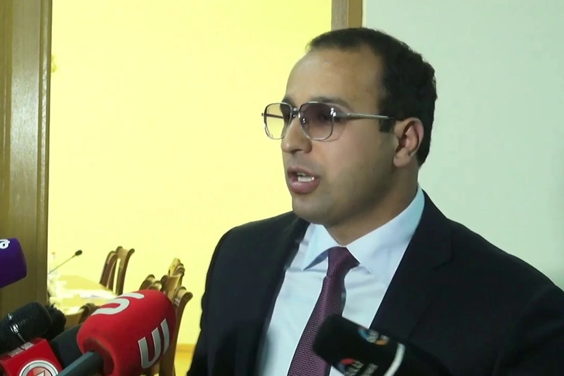 Ermənistanın hakim partiyasının deputatı döyüşlər zamanı kef məclisi qurub