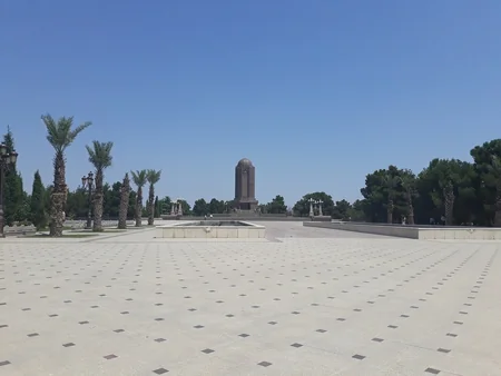 Gəncədəki Şah Abbas karvansarasında aparılan bərpa işləri ilin sonunda başa çatacaq