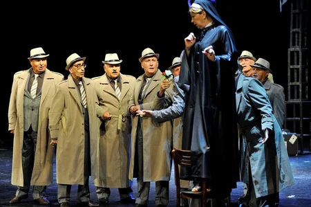Akademik Milli Dram Teatrında yeni hazırlanan “Dəli yığıncağı” tamaşası nümayiş olunub