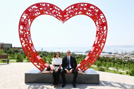 President, First Lady attend opening of new park in Baku