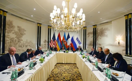 ​Azərbaycan və Ermənistan prezidentləri arasında görüş başa çatıb