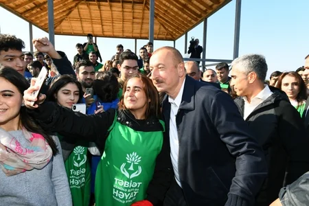 President Ilham Aliyev and first lady Mehriban Aliyeva attended tree-planting campaign in Khatai district, Baku