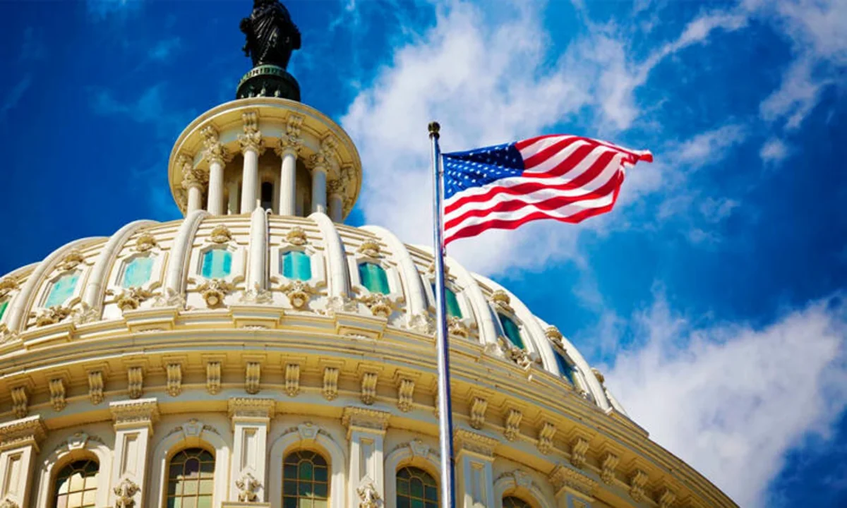 Ağ ev: ABŞ artıq 130 ölkə ilə gömrük rüsumları üzrə danışıqlar aparır