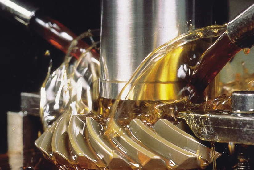 Aşqarlar Kimyası İnstitutunda yeni növ sürtkü yağları yaradılıb