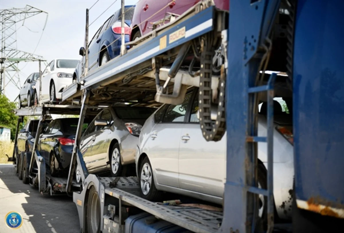 Gürcüstandan Azərbaycana avtomobil daşıyan şəxs saxlanılıb