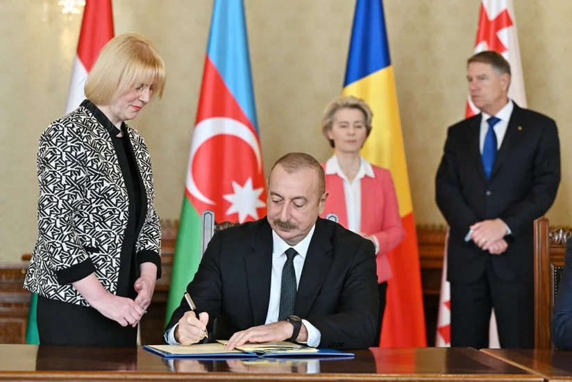 “Azərbaycan Avropaya digər enerji körpüsünü salmağa başlayır” - RƏY