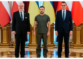 Зеленский встретился с премьером Польши и президентом Латвии