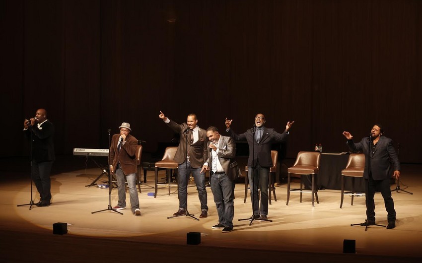 Take 6 vokal seksteti Heydər Əliyev Mərkəzində çıxış edib