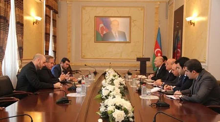 Dövlət Komitəsinin sədri ABŞ-ın Azərbaycandakı səfiri ilə görüşüb