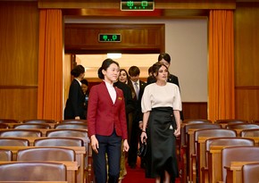 First Lady Mehriban Aliyeva, her daughter Leyla Aliyeva, and other family members visit Great Hall of People in Beijing
