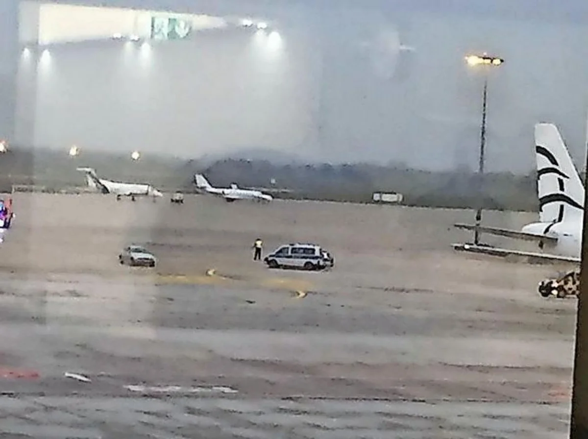 Almaniyada sürücü maşınla aeroport ərazisinə keçmək istəyib