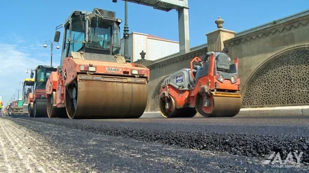 Paytaxtın üç prospektində deformasiyaya uğramış örtük yenilənib