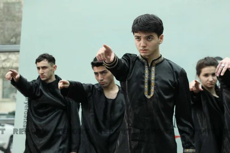 Milli Teatr Günü münasibəti ilə “Hər yerdə teatr” adlı fləşmob keçirilib