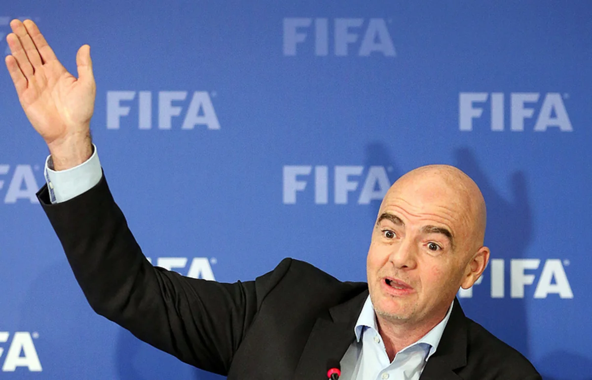Chief referee can stop and postpone match during 2018 FIFA World Cup