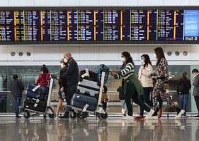 Для прибывающих в Гонконг из-за рубежа отменят обязательные тесты на COVID