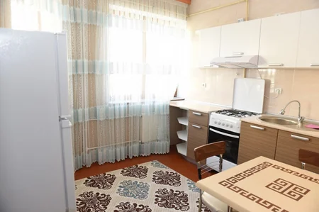 Azərbaycanın Birinci vitse-prezidenti Ramanada məcburi köçkün ailələri üçün inşa edilən yeni bina ilə tanış olub