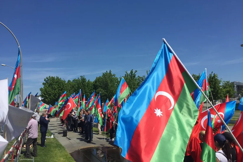 ​Berlində Azərbaycan diaspor təşkilatları aksiya keçirib