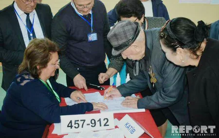 Qazaxda 100 yaşlı seçici səs verib