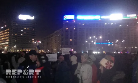 Rumıniyada hökumətin istefası tələbi ilə etiraz aksiyaları davam edir - FOTO