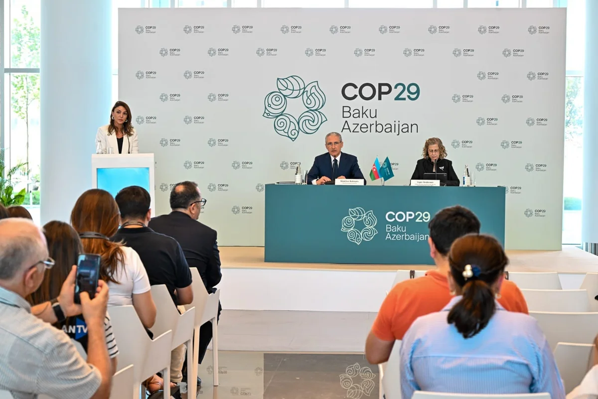 Muxtar Babayev: COP29 Məlumat Mərkəzində könüllülər və mütəxəssislər çalışacaq