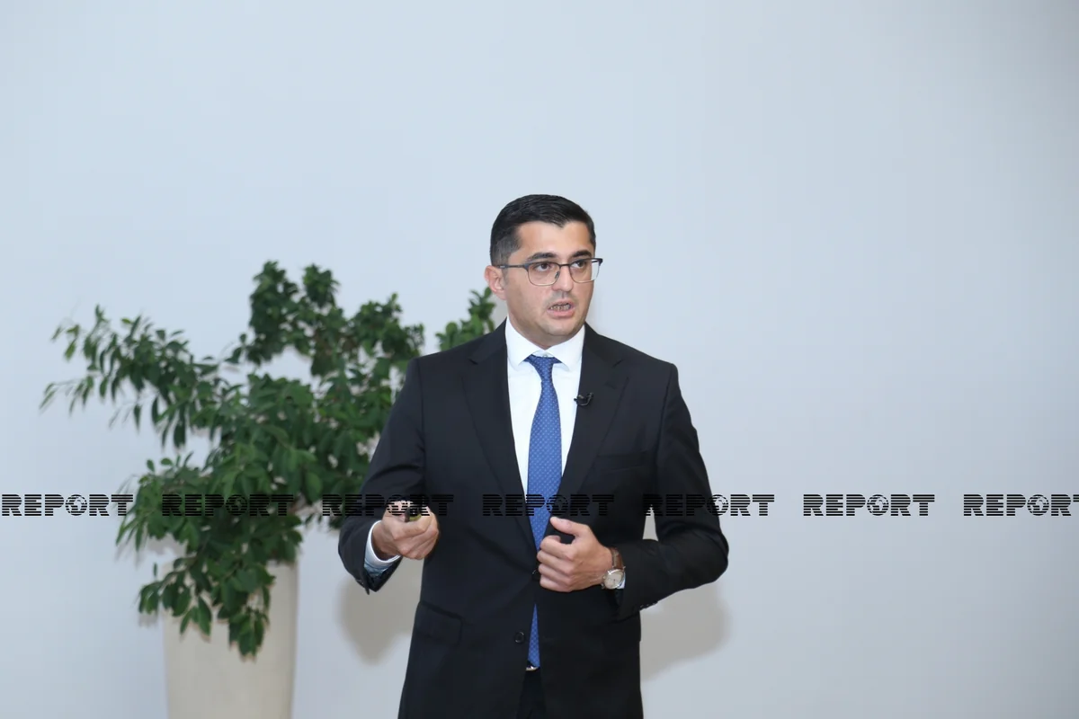 Təhsil İnstitutunun direktoru: Bəzən müəllimlər bələdçi kitabçasından istifadə etmirlər