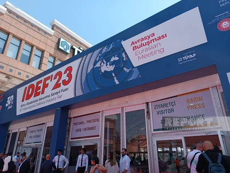 Hərbi ekspert: “Azərbaycan “IDEF-23” Beynəlxalq Müdafiə Sənayesi Sərgisində ən fəal iştirakçılardandır”