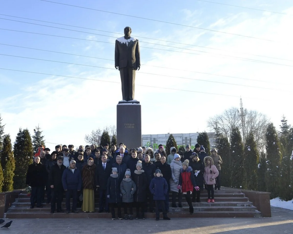 Ислам Гусейнов: Гейдар Алиев - дар от Бога для нашего народа
