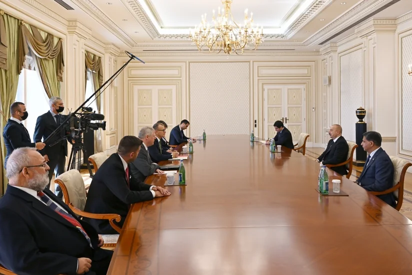 Prezident İlham Əliyev Slovakiya parlamentinin sədrini qəbul edib - YENİLƏNİB