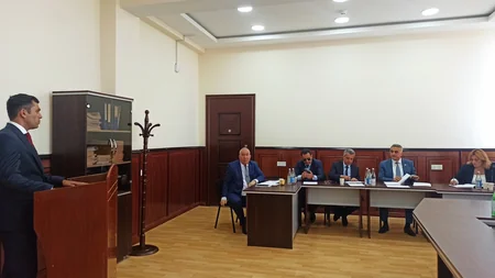 Anar Bağırov magistrantların dissertasiyalarının müdafiəsində iştirak edib