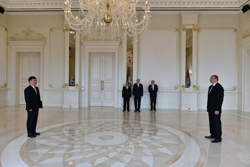 President Ilham Aliyev received credentials of incoming Chinese Ambassador