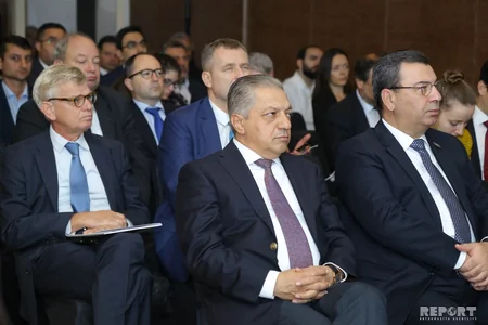 Bakıda “Şərq tərəfdaşlığı”nın gələcəyinə dair məsləhətləşmələr keçirilib