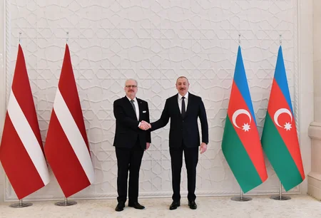 Latviya Prezidenti Egils Levitsin rəsmi qarşılanma mərasimi olub