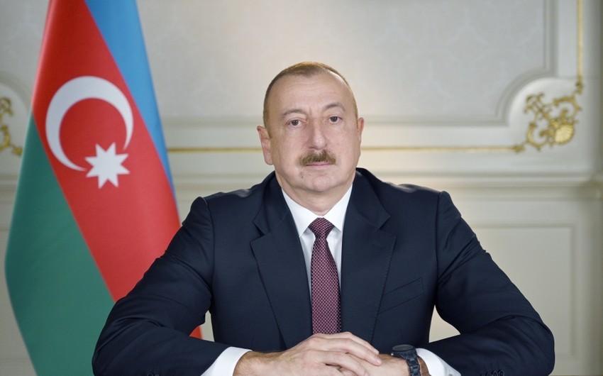 Rəfiqə  Axundova “Şöhrət” ordeni ilə təltif edilib