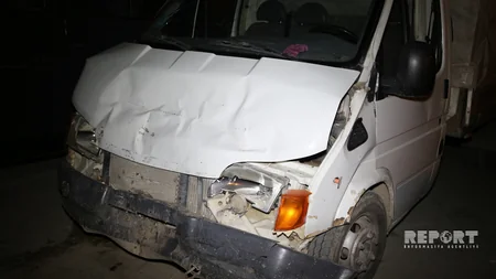 Abşeron rayonunda yük avtomobili ilə sərnişin avtobusu toqquşub, xəsarət alanlar var - FOTO