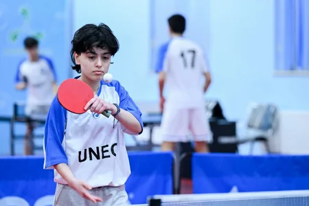 Bakıda tələbələr arasında keçirilən stolüstü tennis yarışına yekun vurulub