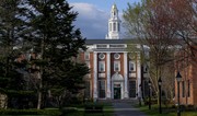 ABŞ məhkəməsi Trampın Harvarda əcnəbi tələbə qəbulu qadağasını dayandırıb